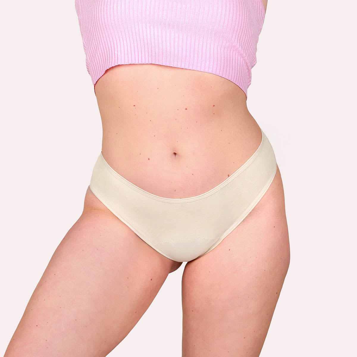 Taynie Brazilian beige Curvy