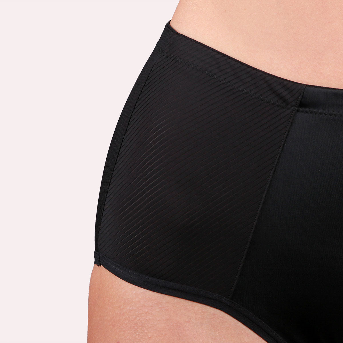 Taynie Highwaist ultra schwarz Alle Produkte 